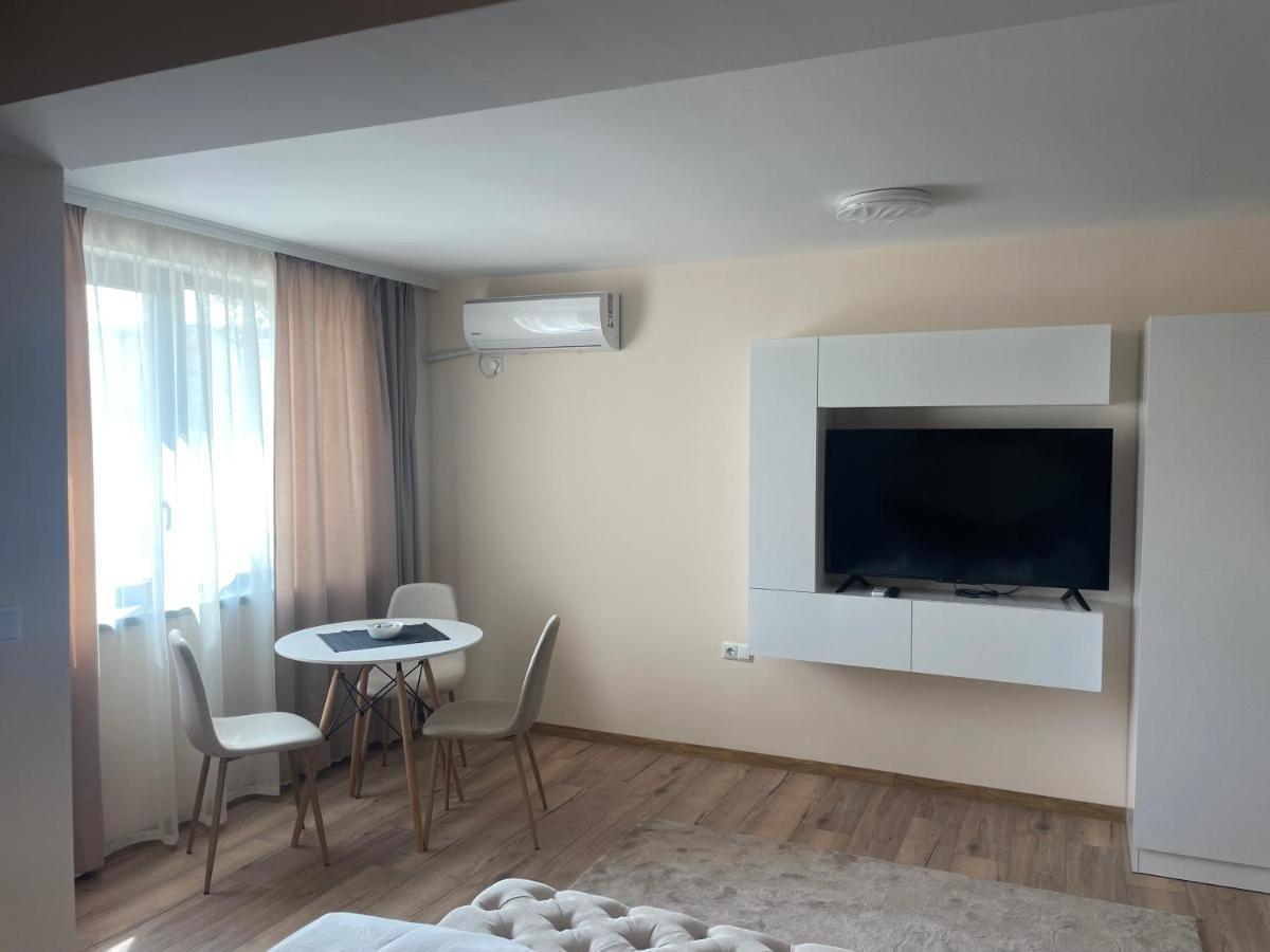 Teddy Apartment เวลีคอเทอร์โนโว ภายนอก รูปภาพ