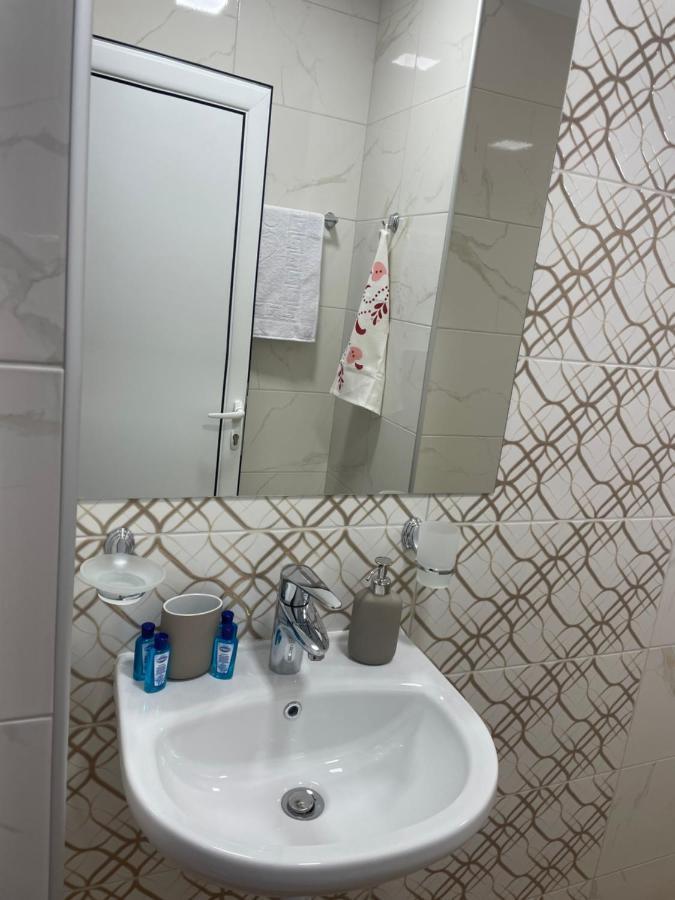 Teddy Apartment เวลีคอเทอร์โนโว ภายนอก รูปภาพ