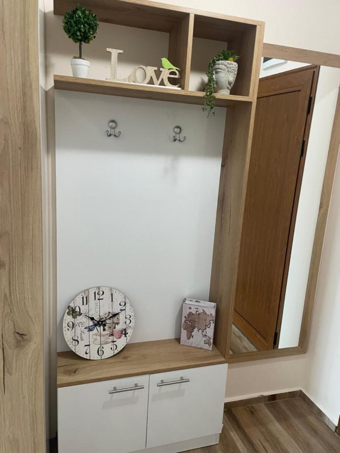 Teddy Apartment เวลีคอเทอร์โนโว ภายนอก รูปภาพ