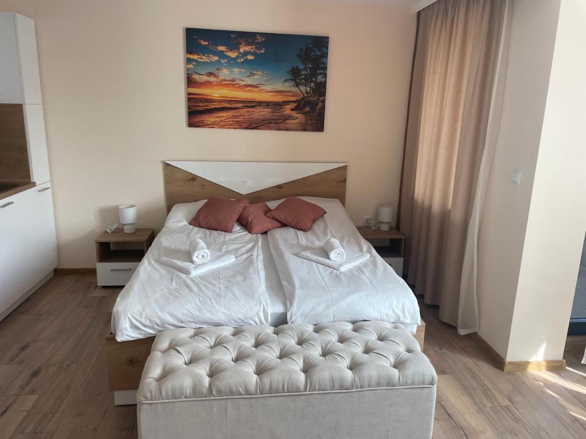 Teddy Apartment เวลีคอเทอร์โนโว ภายนอก รูปภาพ