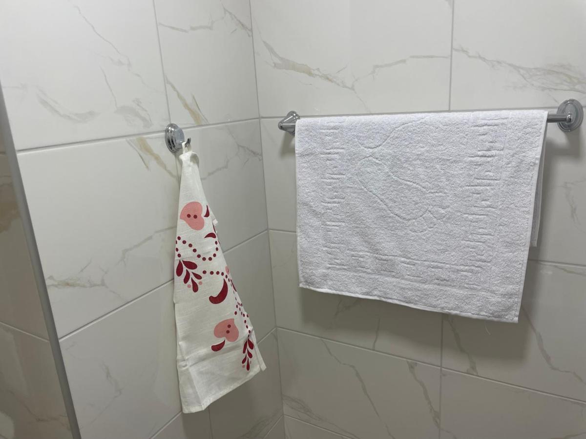 Teddy Apartment เวลีคอเทอร์โนโว ภายนอก รูปภาพ