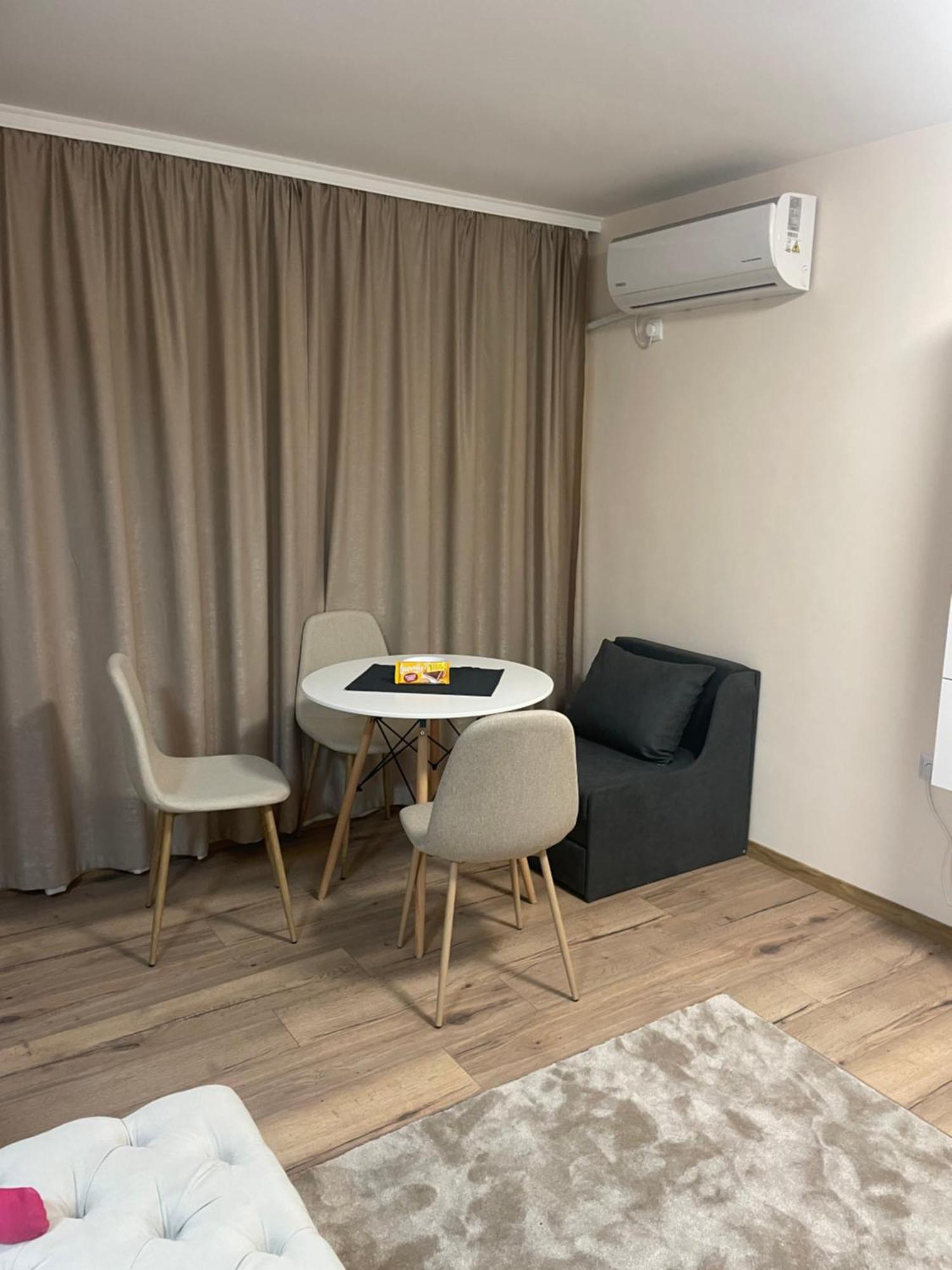 Teddy Apartment เวลีคอเทอร์โนโว ภายนอก รูปภาพ