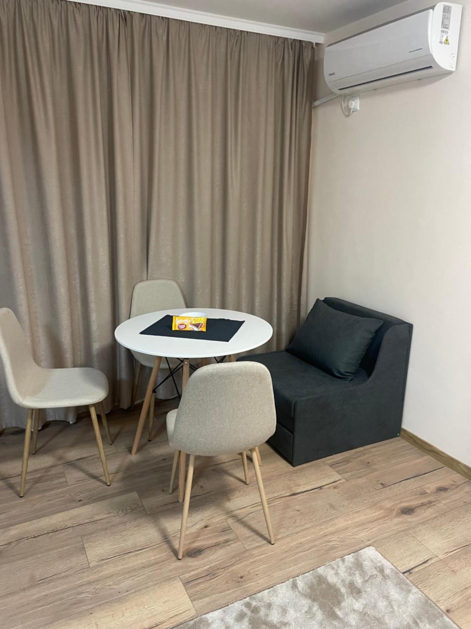 Teddy Apartment เวลีคอเทอร์โนโว ภายนอก รูปภาพ